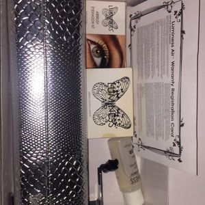 Luminess air:A used white luminess air!!